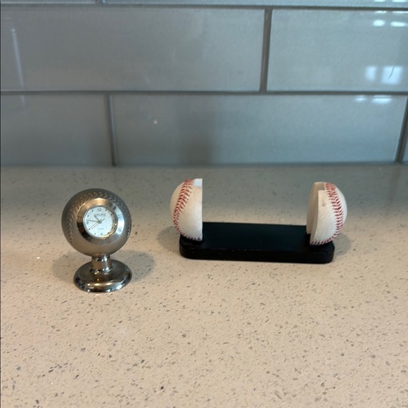 🏴 Vintage Baseball clock and business card holder - Picture 1 of 8